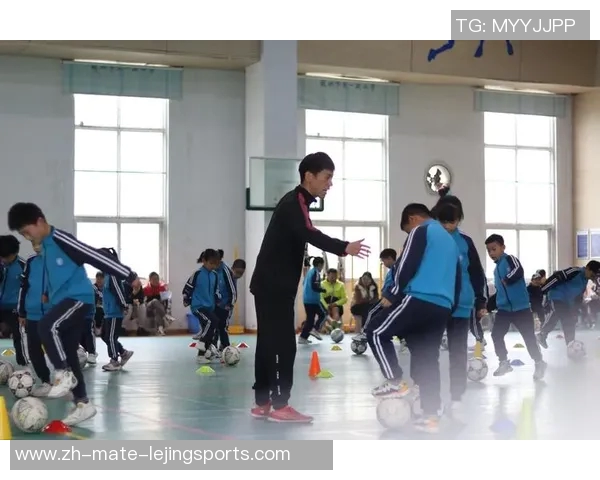 小学体育课程标准解读与实施策略探讨促进学生全面发展的有效途径